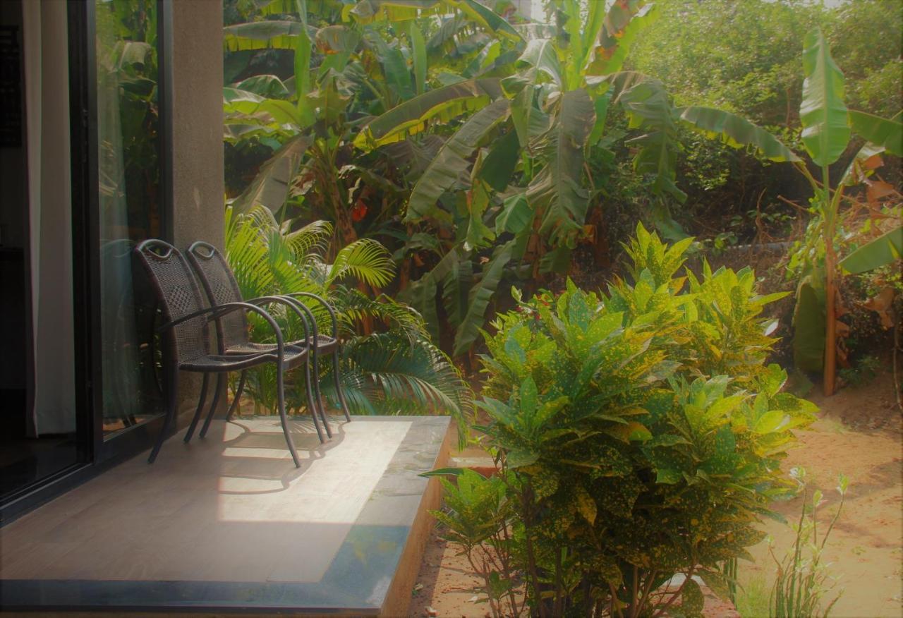 Lotus Sutra Hotel Arambol Bagian luar foto
